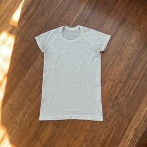 Lululemon short sleeve swiftly tech white